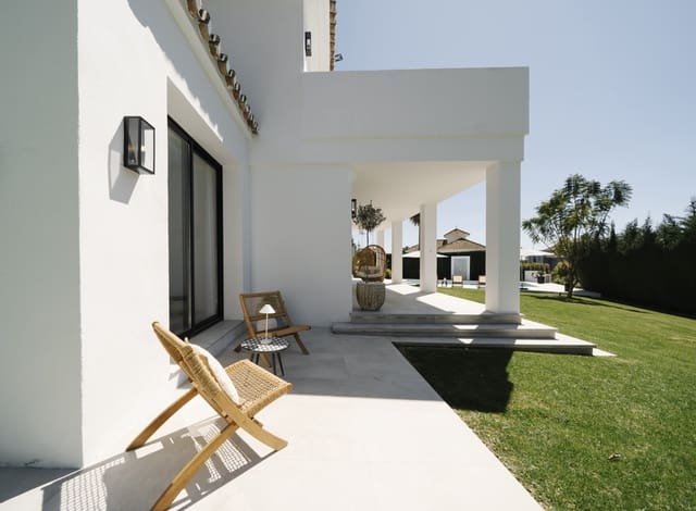 Chalet de 5 habitaciones en Nueva Andalucia, Marbella en venta con piscina garaje - 3.750.000 € (Ref: 9245886)