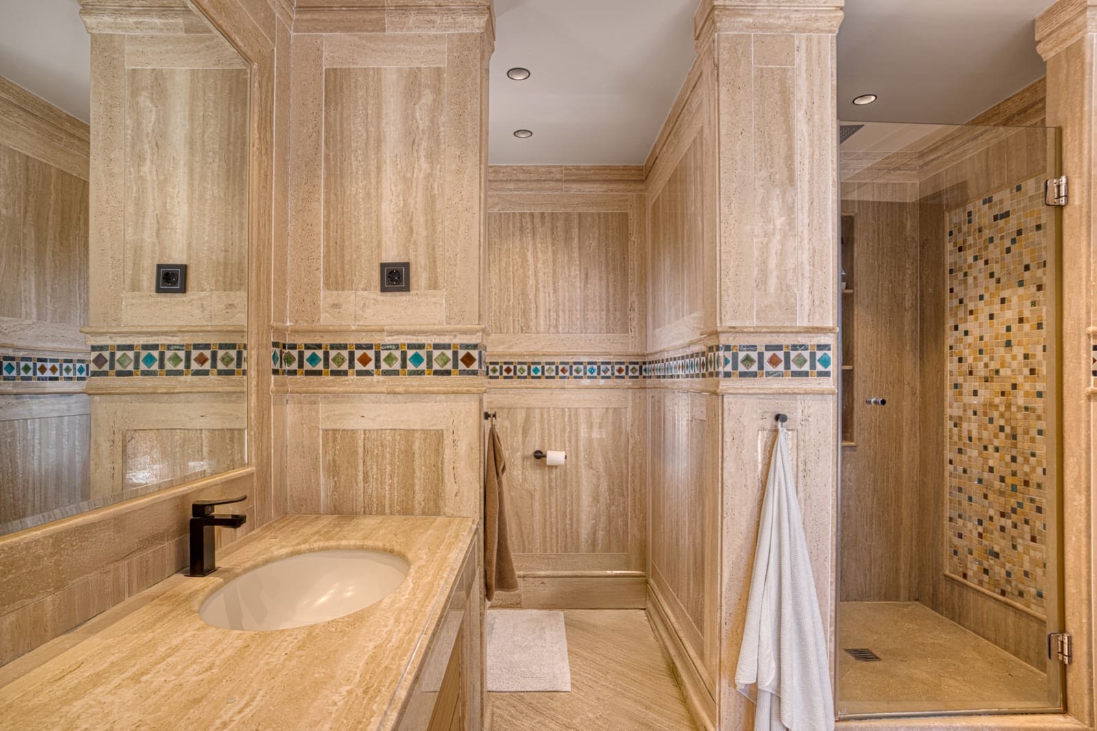 4 chambre Penthouse à vendre à Marbella avec piscine garage - 4 250 000 € (Ref: 9245890)