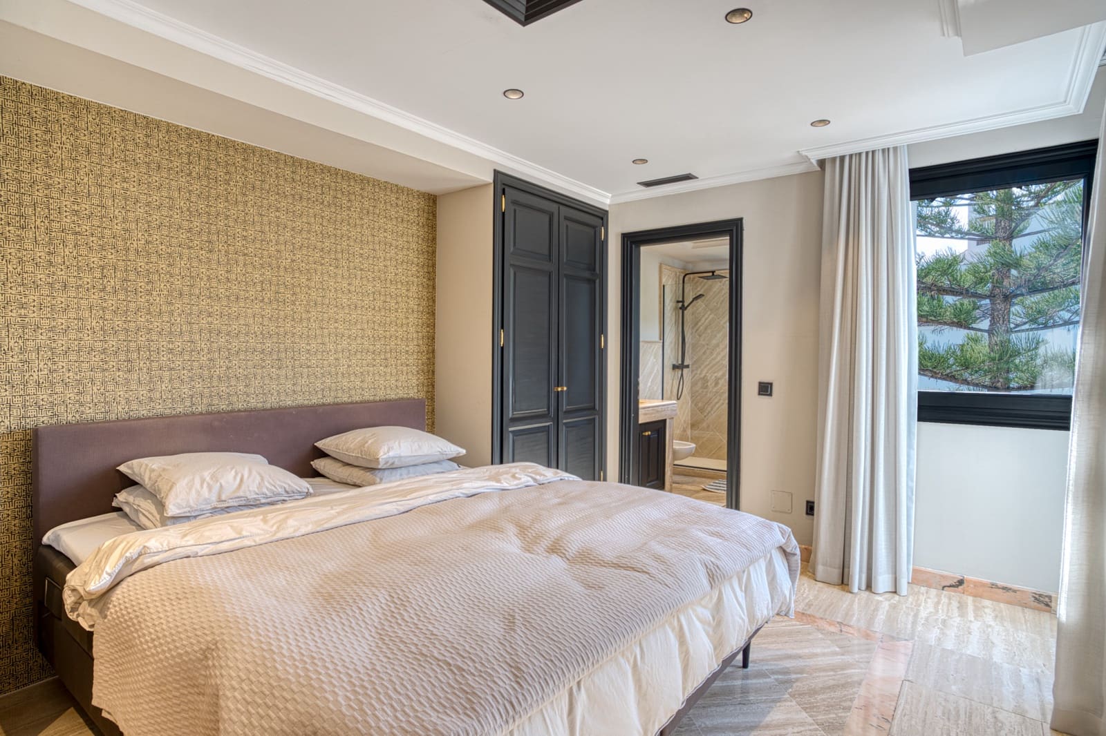 4 chambre Penthouse à vendre à Marbella avec piscine garage - 4 250 000 € (Ref: 9245890)