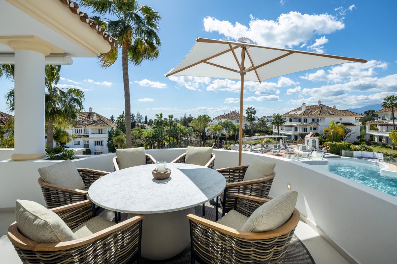 Ático de 3 habitaciones en Marbella en venta con piscina garaje - 2.750.000 € (Ref: 9245892)