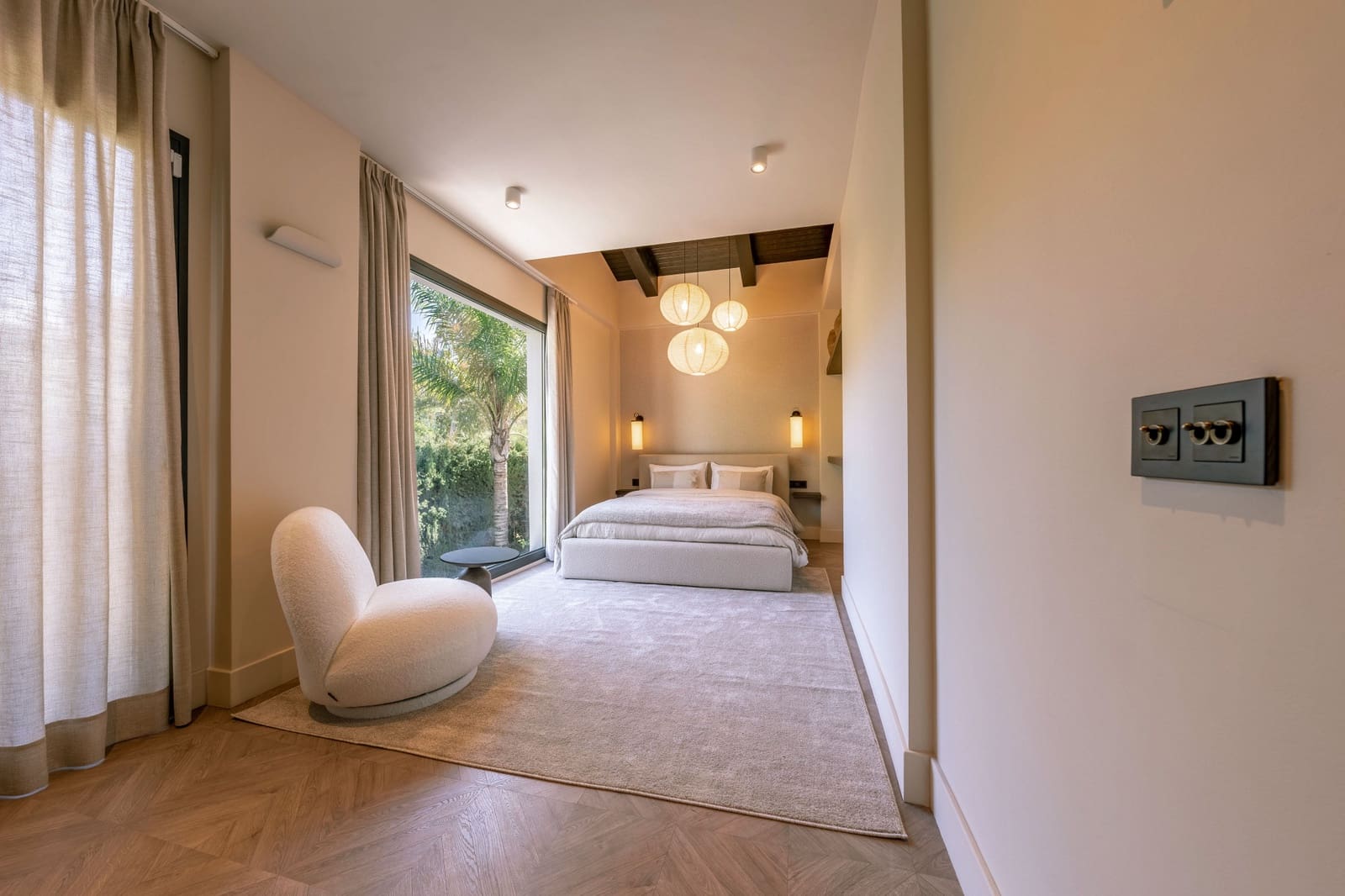 Chalet de 5 habitaciones en Nueva Andalucia en venta con piscina garaje - 5.350.000 € (Ref: 9245893)