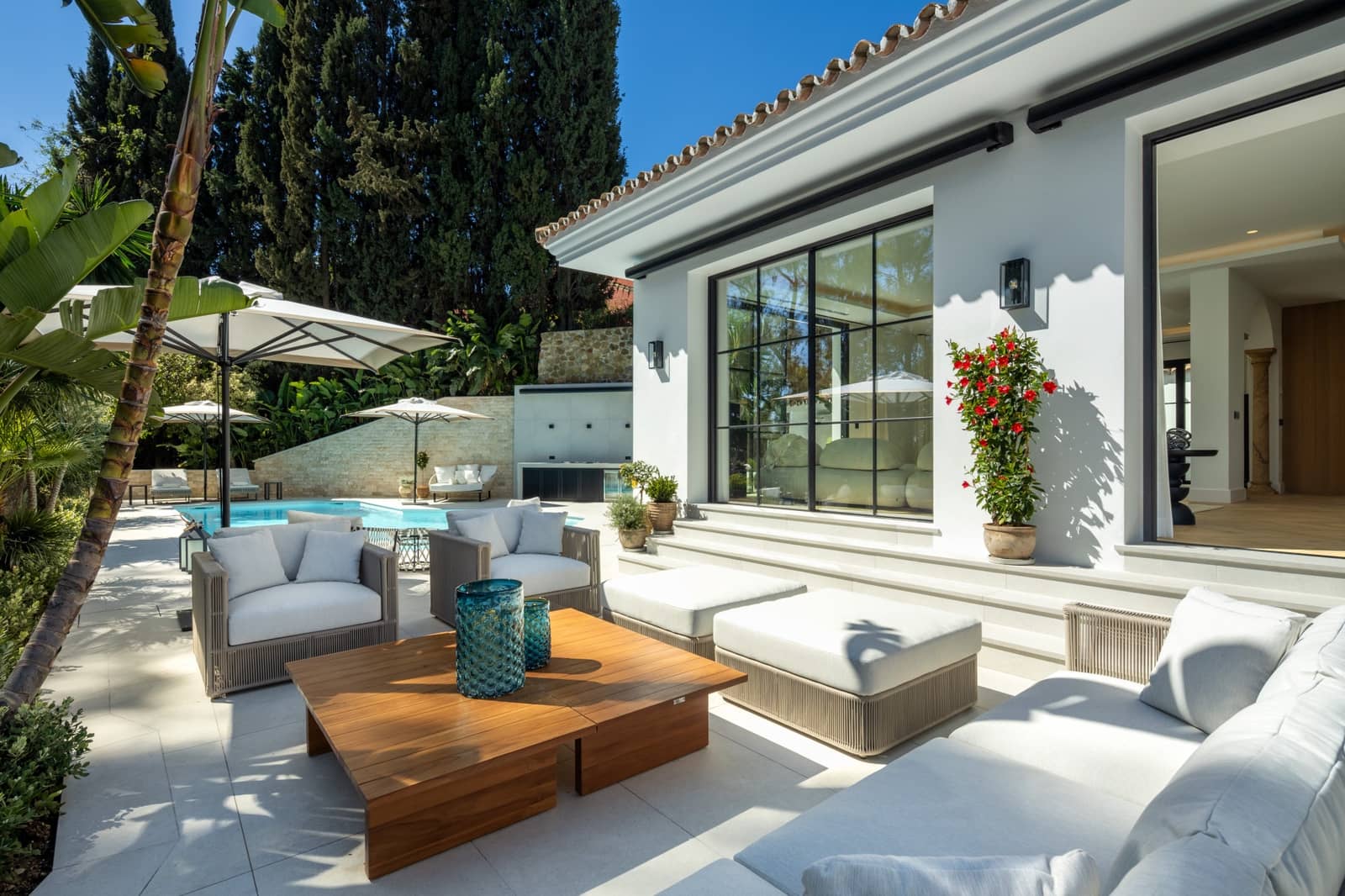 5 quarto Moradia para venda em Benahavis com piscina garagem - 6 495 000 € (Ref: 9245895)