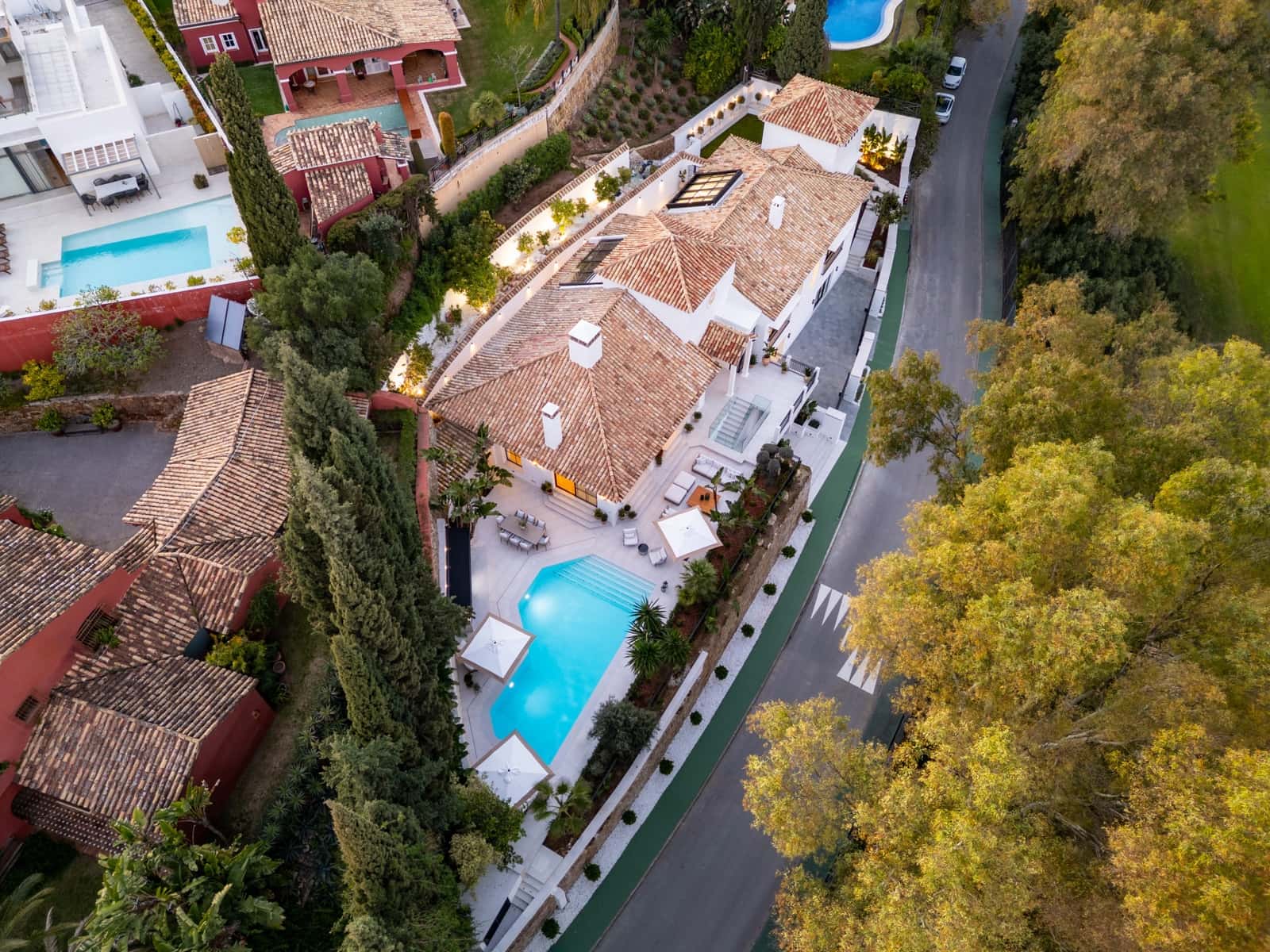 5 quarto Moradia para venda em Benahavis com piscina garagem - 6 495 000 € (Ref: 9245895)