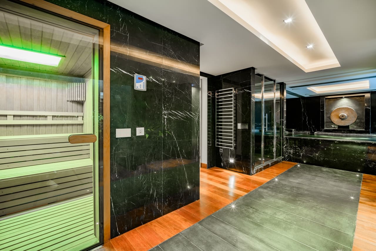 5 chambre Villa/Maison à vendre à Los Flamingos avec piscine garage - 5 500 000 € (Ref: 9245896)