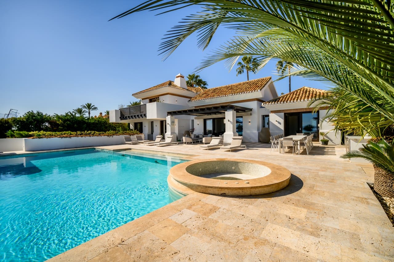 5 bedroom Villa for sale in Los Flamingos with pool garage - € 5,500,000 (Ref: 9245896)