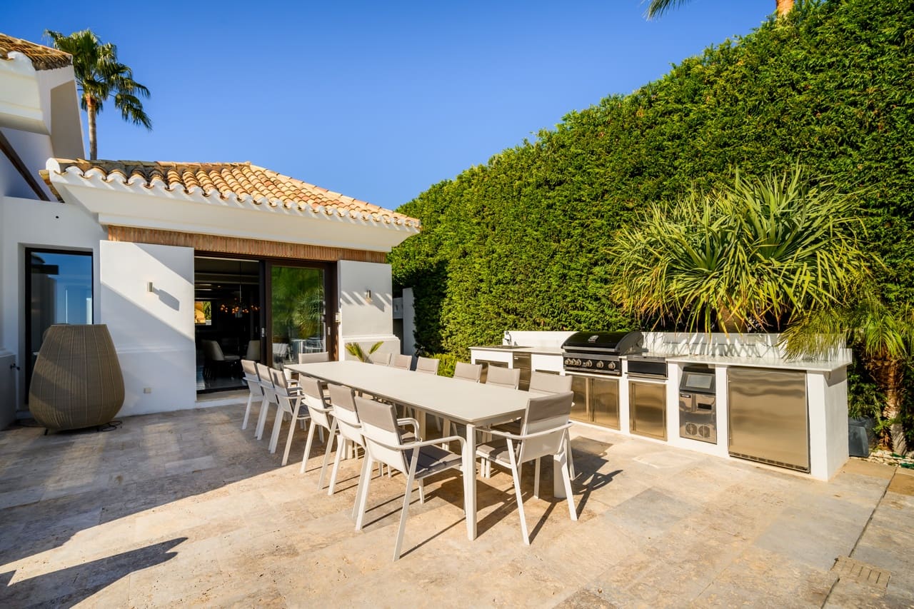5 bedroom Villa for sale in Los Flamingos with pool garage - € 5,500,000 (Ref: 9245896)