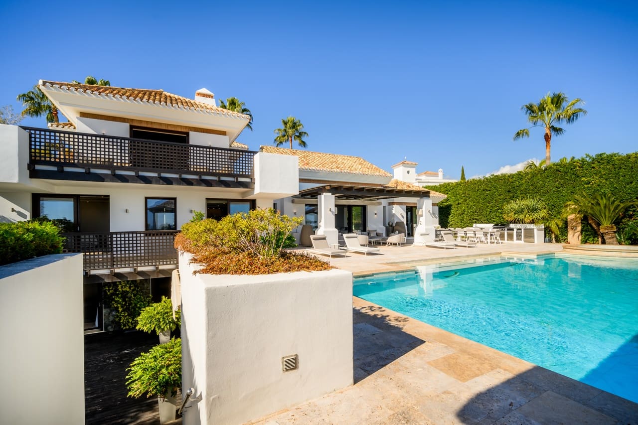 5 bedroom Villa for sale in Los Flamingos with pool garage - € 5,500,000 (Ref: 9245896)