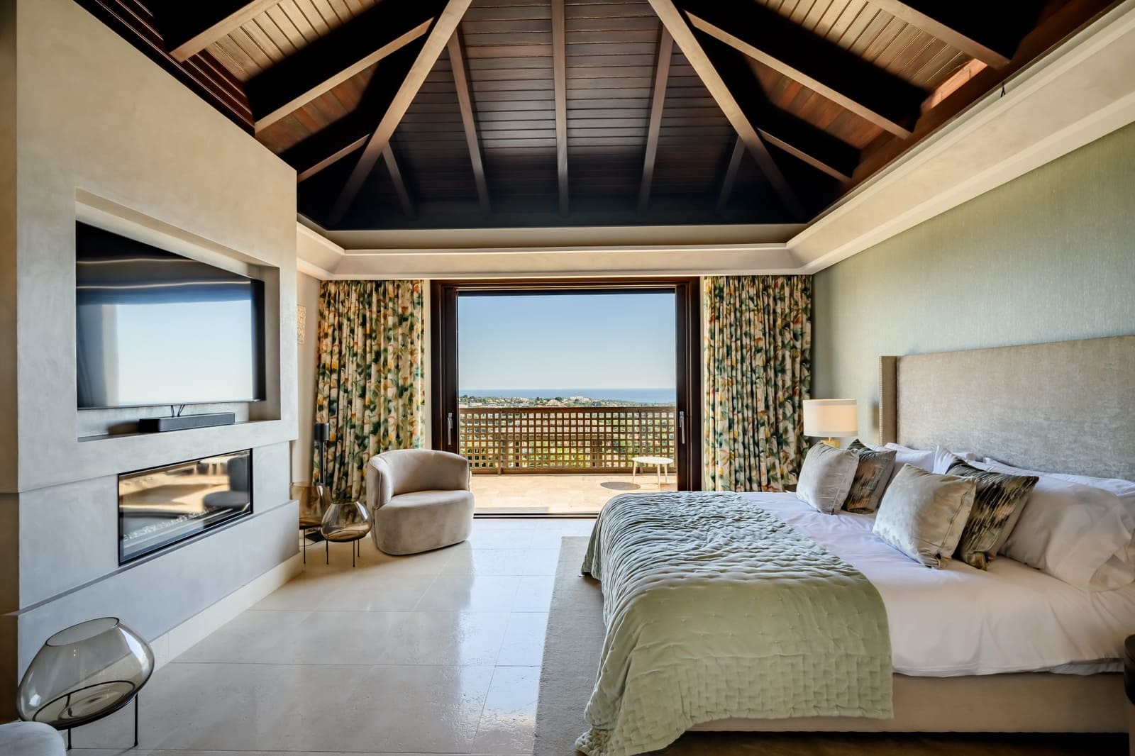 5 bedroom Villa for sale in Los Flamingos with pool garage - € 5,500,000 (Ref: 9245896)