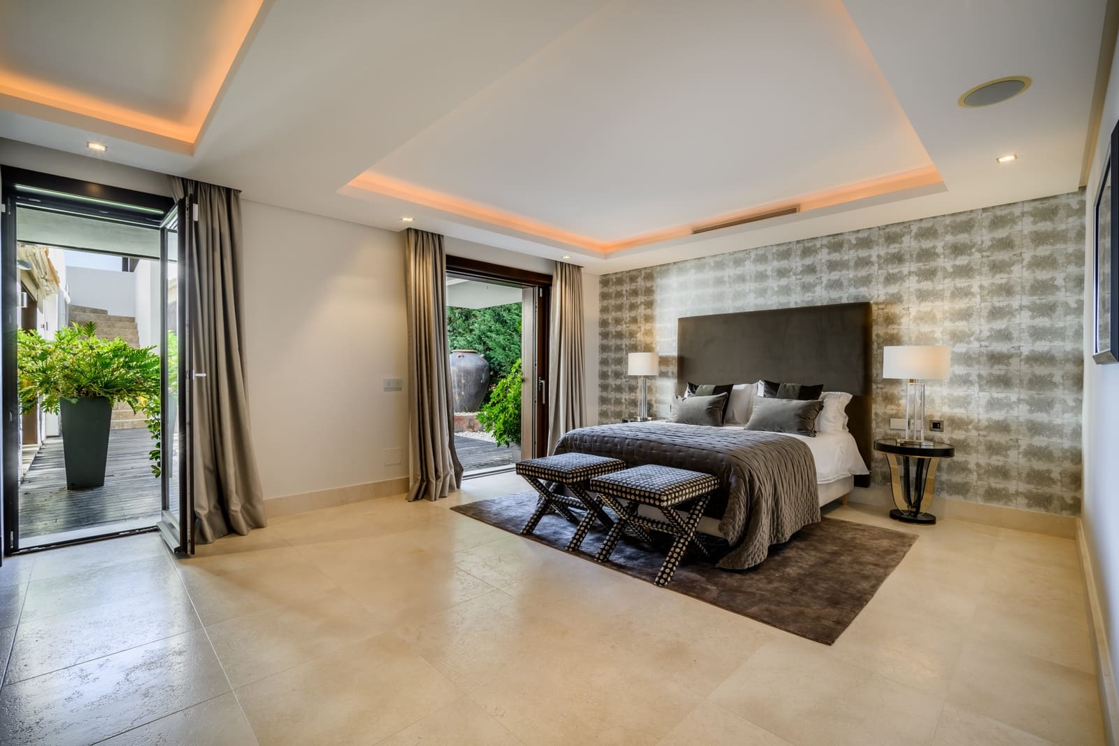 5 bedroom Villa for sale in Los Flamingos with pool garage - € 5,500,000 (Ref: 9245896)
