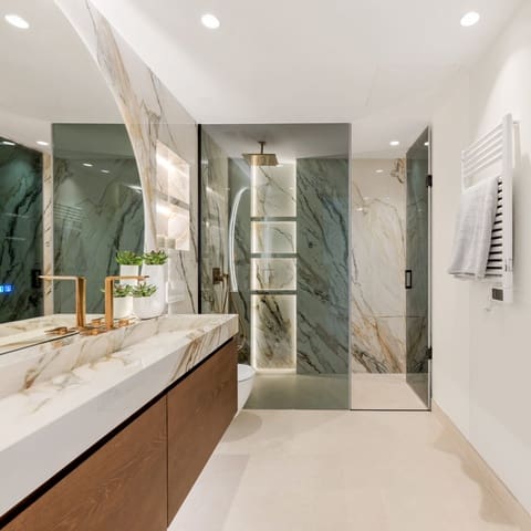 3 chambre Appartement à vendre à Marbella avec piscine garage - 2 450 000 € (Ref: 9245898)