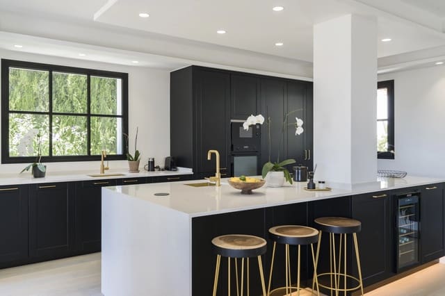 6 chambre Villa/Maison à vendre à Benahavís avec piscine garage - 2 995 000 € (Ref: 9245905)