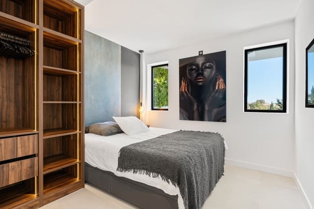 3 soverom Penthouse til salgs i Marbella med svømmebasseng garasje - € 650 000 (Ref: 9245910)