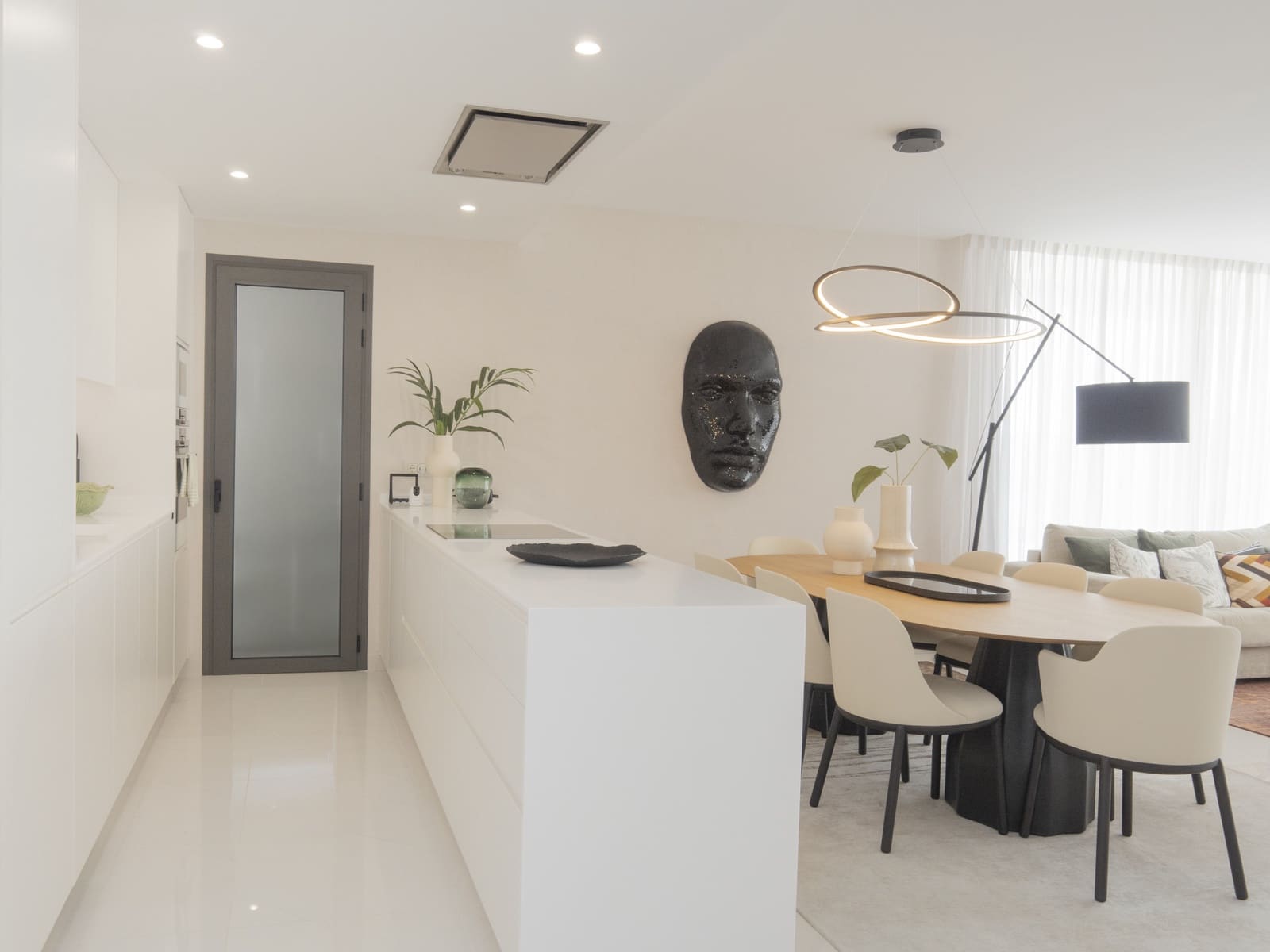 3 bedroom Apartment for sale in Estepona with pool garage - € 940,000 (Ref: 9245911)