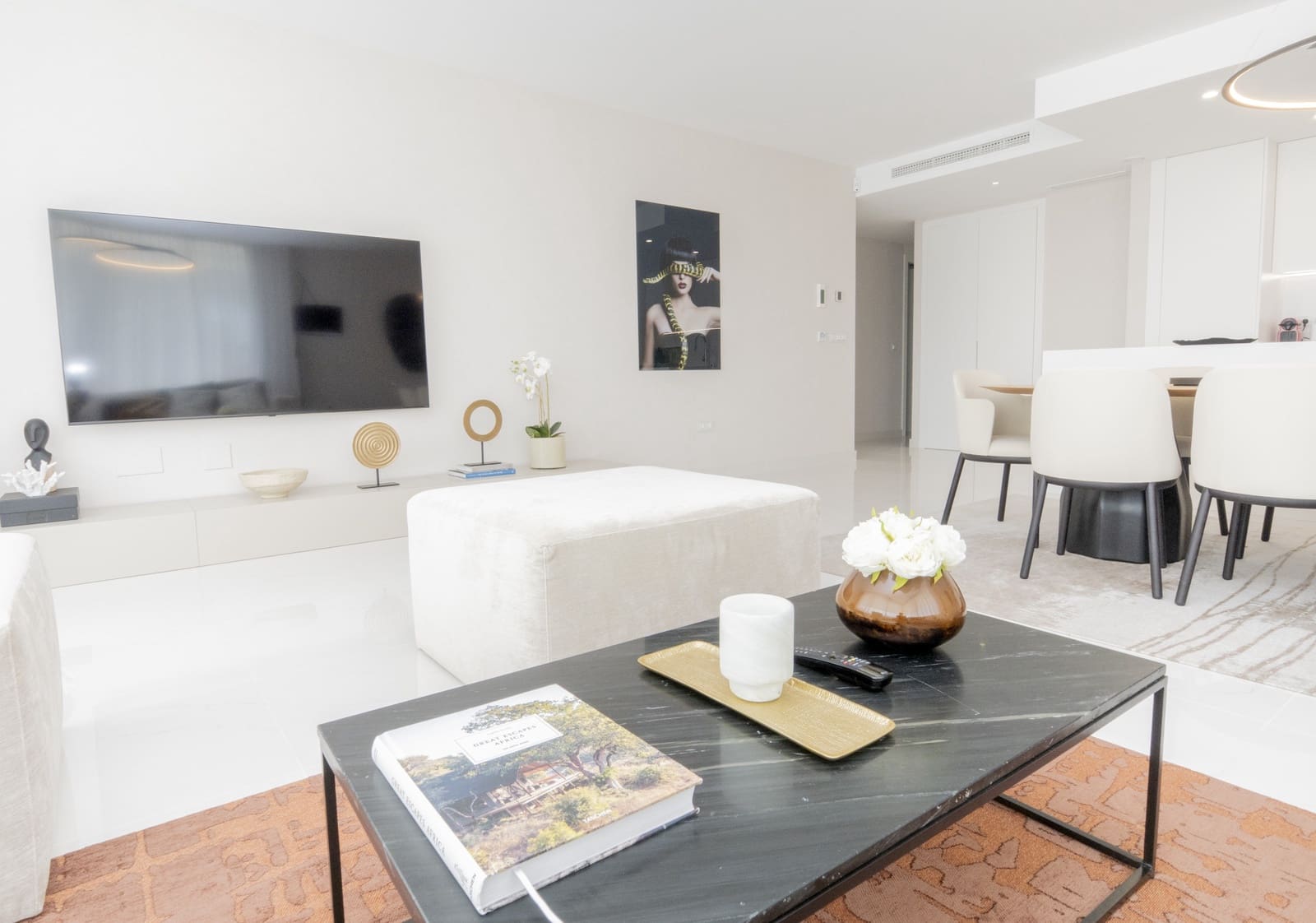 3 sovrum Lägenhet till salu i Estepona med pool garage - 940 000 € (Ref: 9245911)