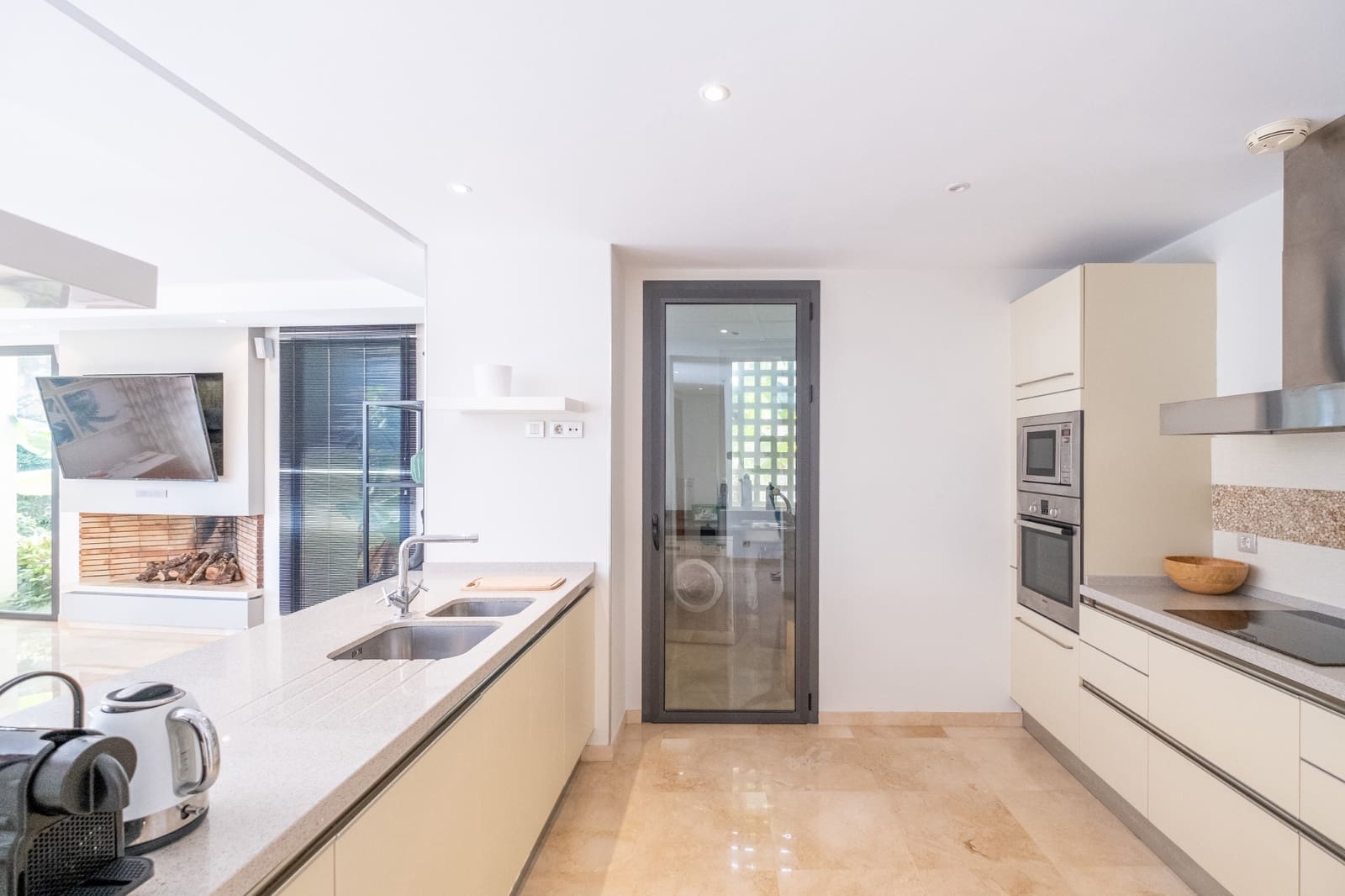 1 Zimmer Apartment zu verkaufen in Marbella mit Pool - 695.000 € (Ref: 9245912)