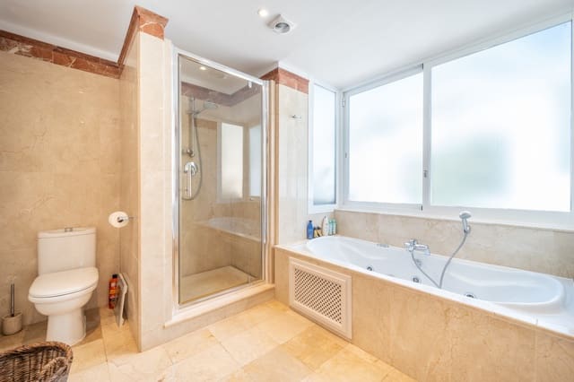 4 soverom Villa til salgs i Istán med svømmebasseng garasje - € 1 550 000 (Ref: 9245917)