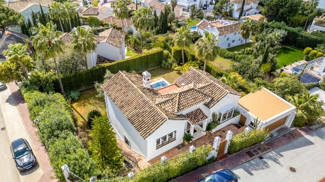 4 chambre Villa/Maison à vendre à Istán avec piscine garage - 1 550 000 € (Ref: 9245917)