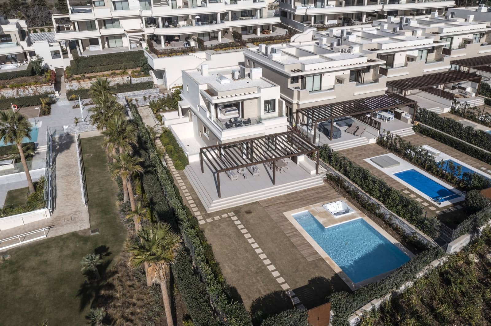 4 chambre Villa/Maison à vendre à New Golden Mile avec piscine garage - 4 500 000 € (Ref: 9245918)