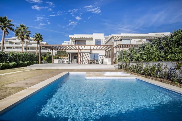 Chalet de 4 habitaciones en New Golden Mile, Estepona en venta con piscina garaje - 4.500.000 € (Ref: 9245918)