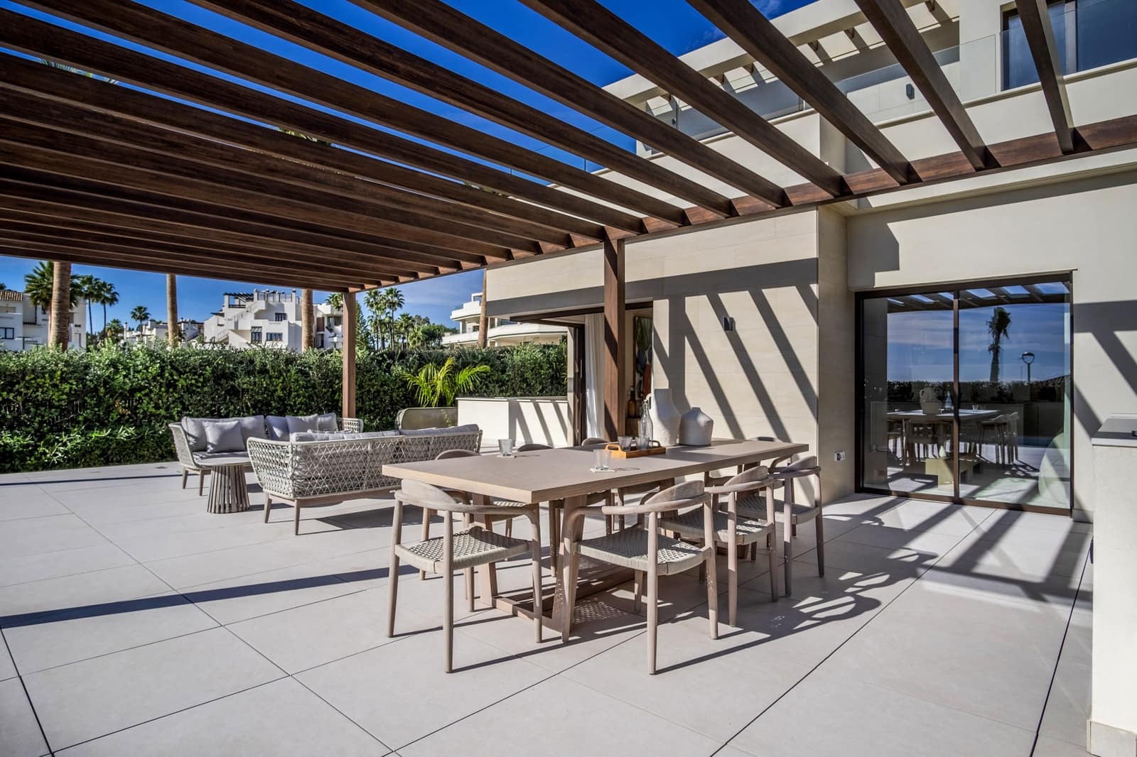 4 chambre Villa/Maison à vendre à New Golden Mile avec piscine garage - 4 500 000 € (Ref: 9245918)