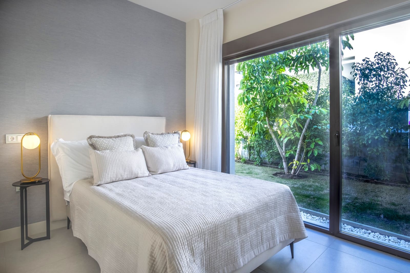 4 chambre Villa/Maison à vendre à New Golden Mile avec piscine garage - 4 500 000 € (Ref: 9245918)