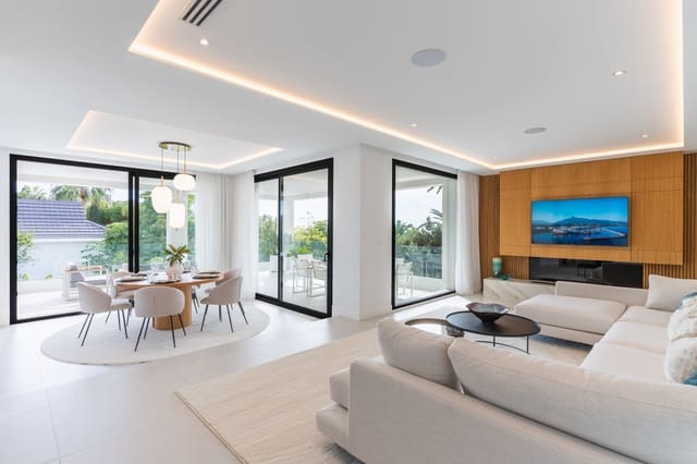 4 Zimmer Villa zu verkaufen in Marbella mit Pool Garage - 3.669.000 € (Ref: 9245921)