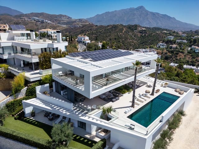 6 soverom Villa til salgs i La Quinta, Benahavís med svømmebasseng garasje - € 7 895 000 (Ref: 9245923)