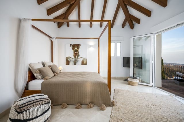 6 sypialnia Willa na sprzedaż w Marbella z basenem garażem - 4 000 000 € (Ref: 9245924)