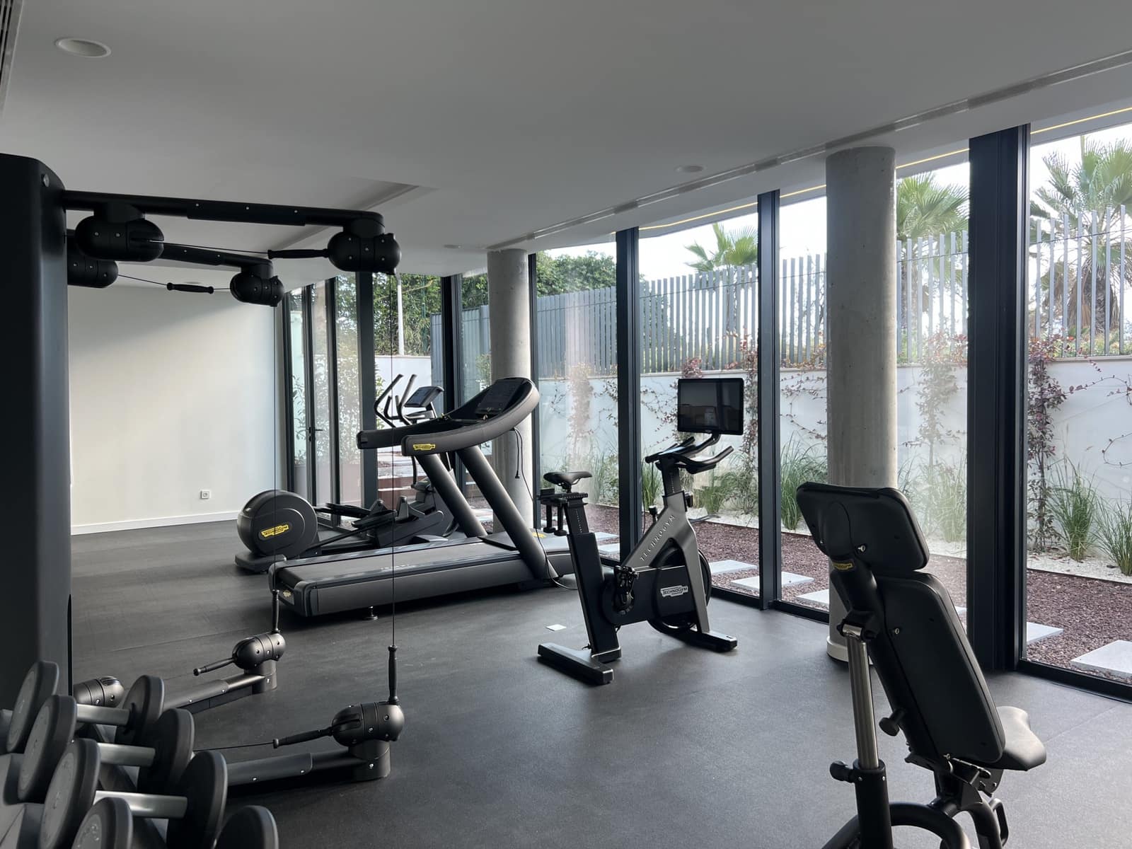 3 Zimmer Apartment zu verkaufen in Estepona mit Pool Garage - 3.360.000 € (Ref: 9245925)