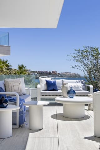 3 chambre Appartement à vendre à Estepona avec piscine garage - 3 360 000 € (Ref: 9245925)