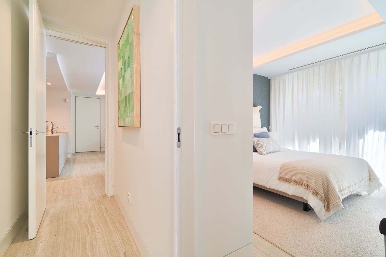 2 slaapkamer Appartement te koop in Estepona met zwembad garage - € 1.280.000 (Ref: 9245926)