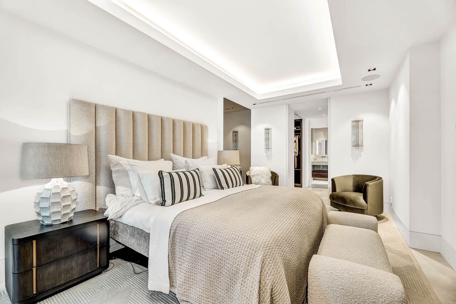 3 chambre Appartement à vendre à La Quinta avec piscine garage - 2 495 000 € (Ref: 9245929)