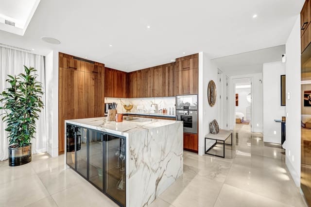 3 chambre Appartement à vendre à La Quinta, Benahavís avec piscine garage - 2 495 000 € (Ref: 9245929)