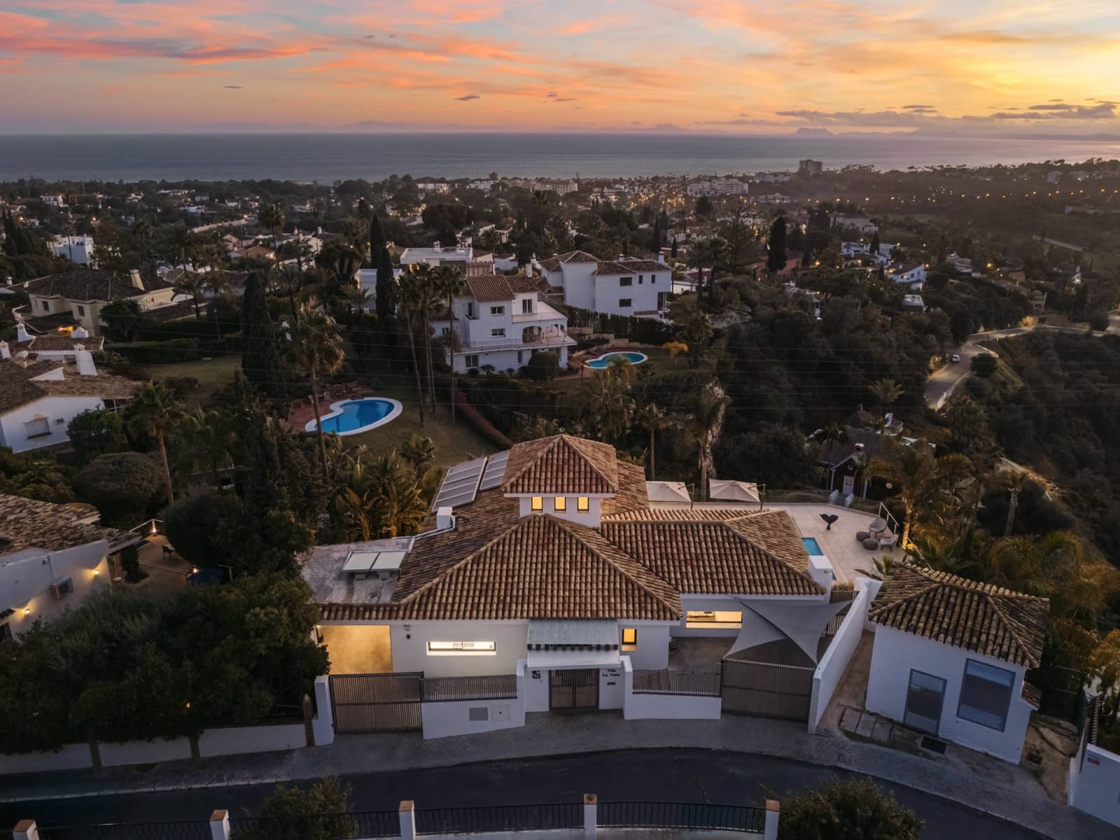 4 quarto Moradia para venda em Marbella com piscina garagem - 3 500 000 € (Ref: 9245931)