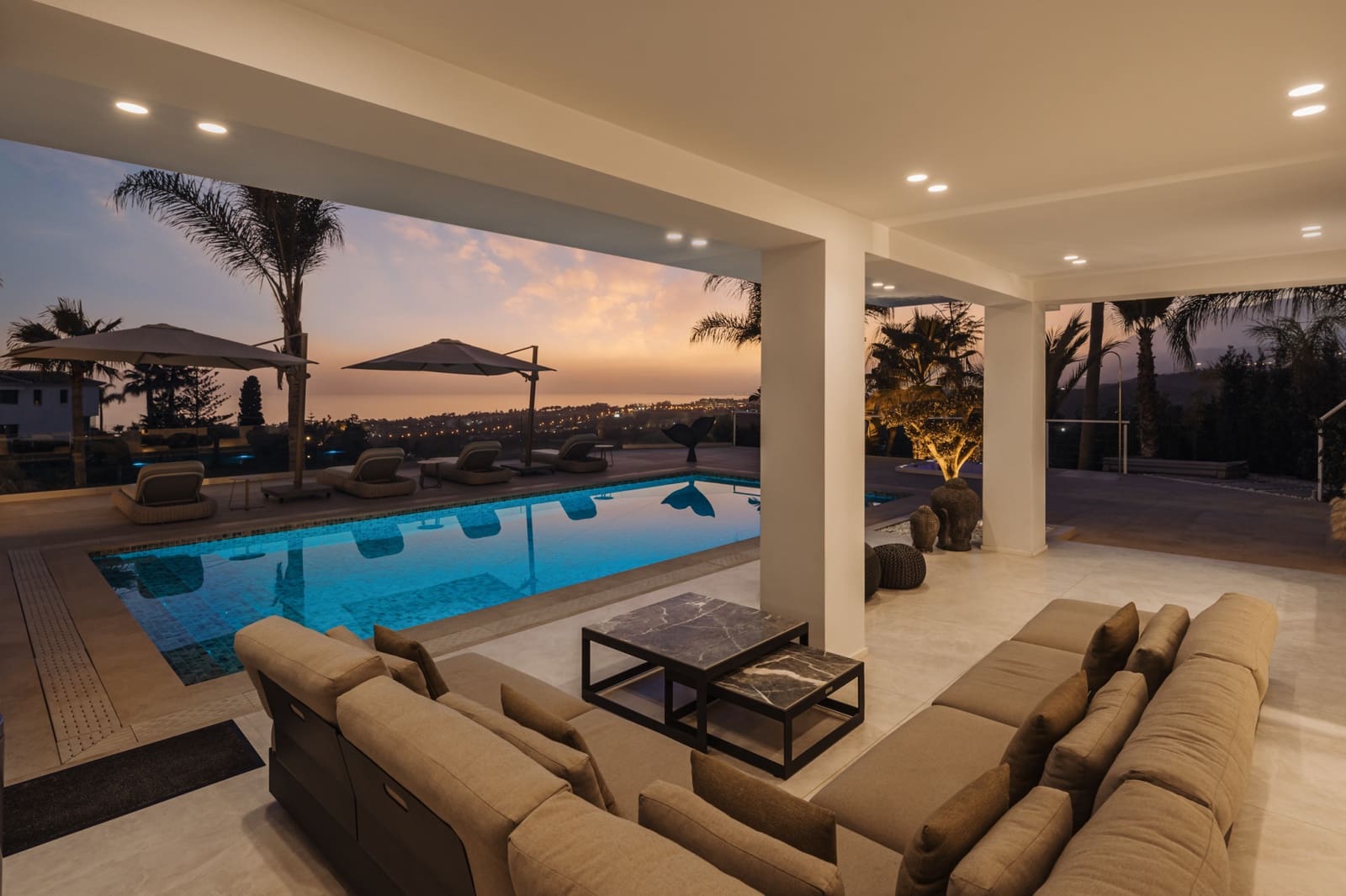 4 sovrum Villa till salu i Marbella med pool garage - 3 500 000 € (Ref: 9245931)