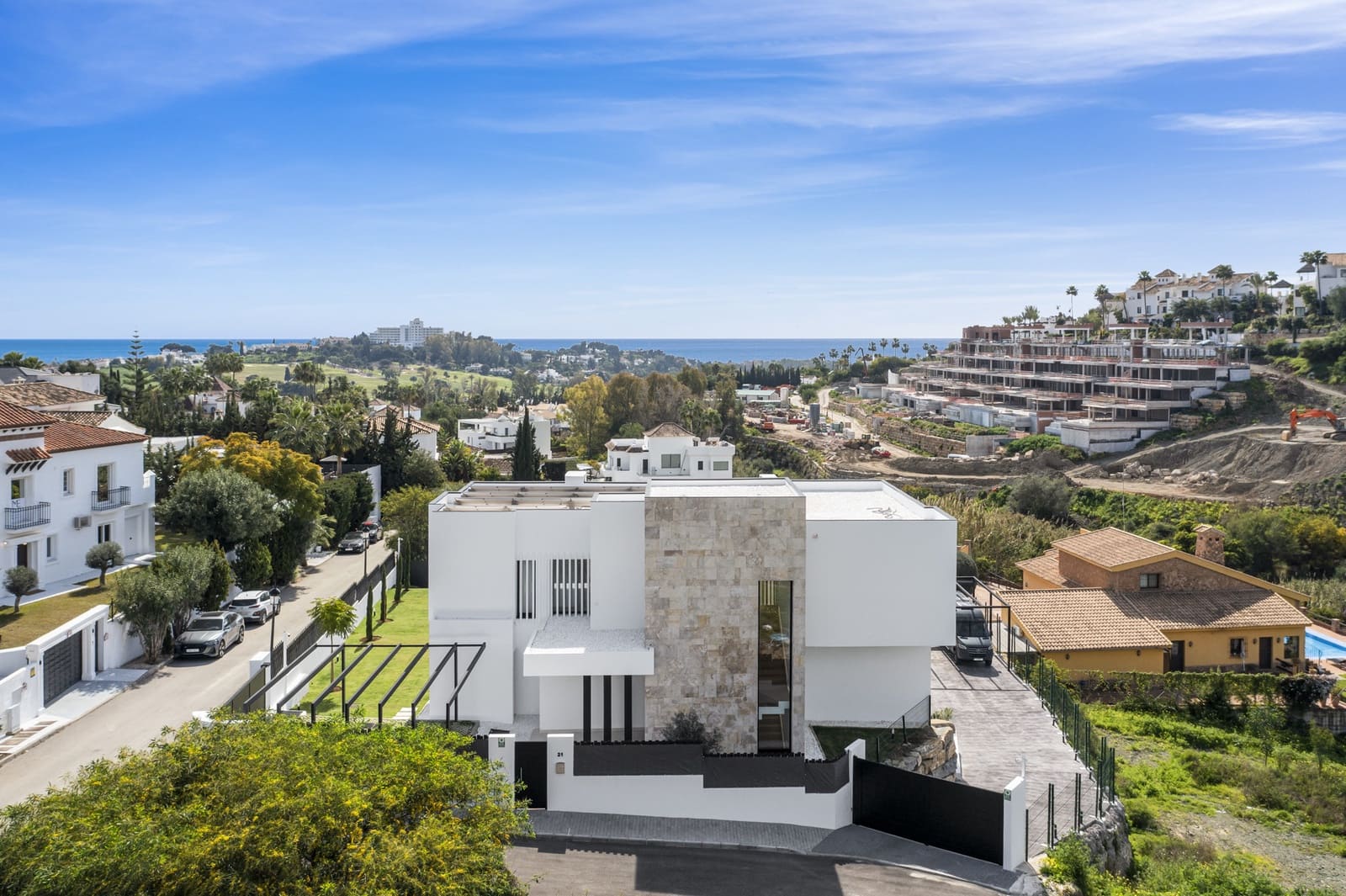 4 Zimmer Villa zu verkaufen in Benahavis mit Pool Garage - 3.485.000 € (Ref: 9245932)