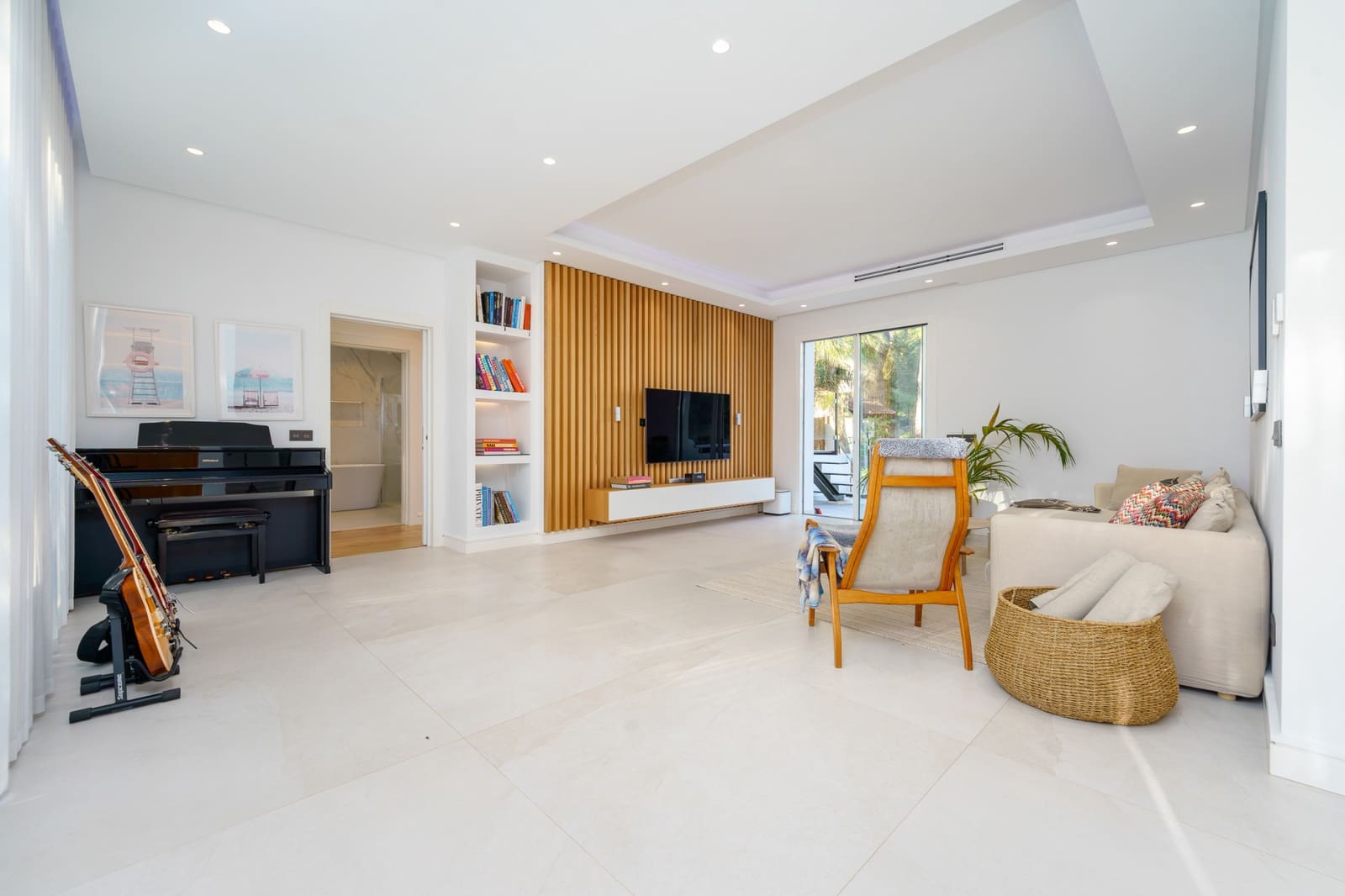 6 Zimmer Villa zu verkaufen in Nueva Andalucia mit Pool Garage - 2.590.000 € (Ref: 9245935)