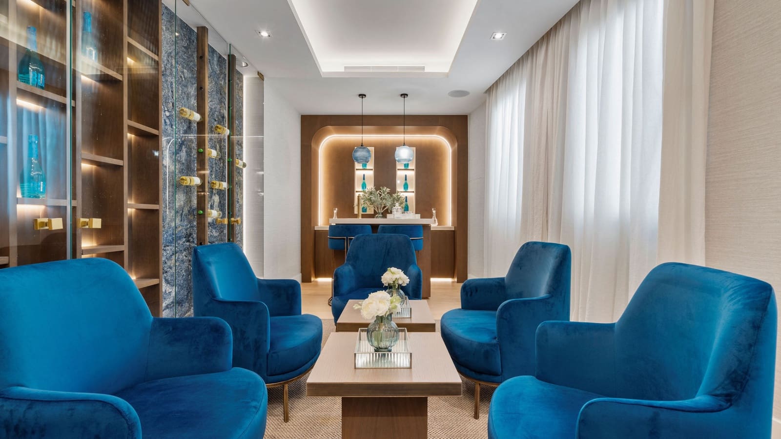 7 sypialnia Willa na sprzedaż w Marbella z basenem garażem - 3 990 000 € (Ref: 9245936)