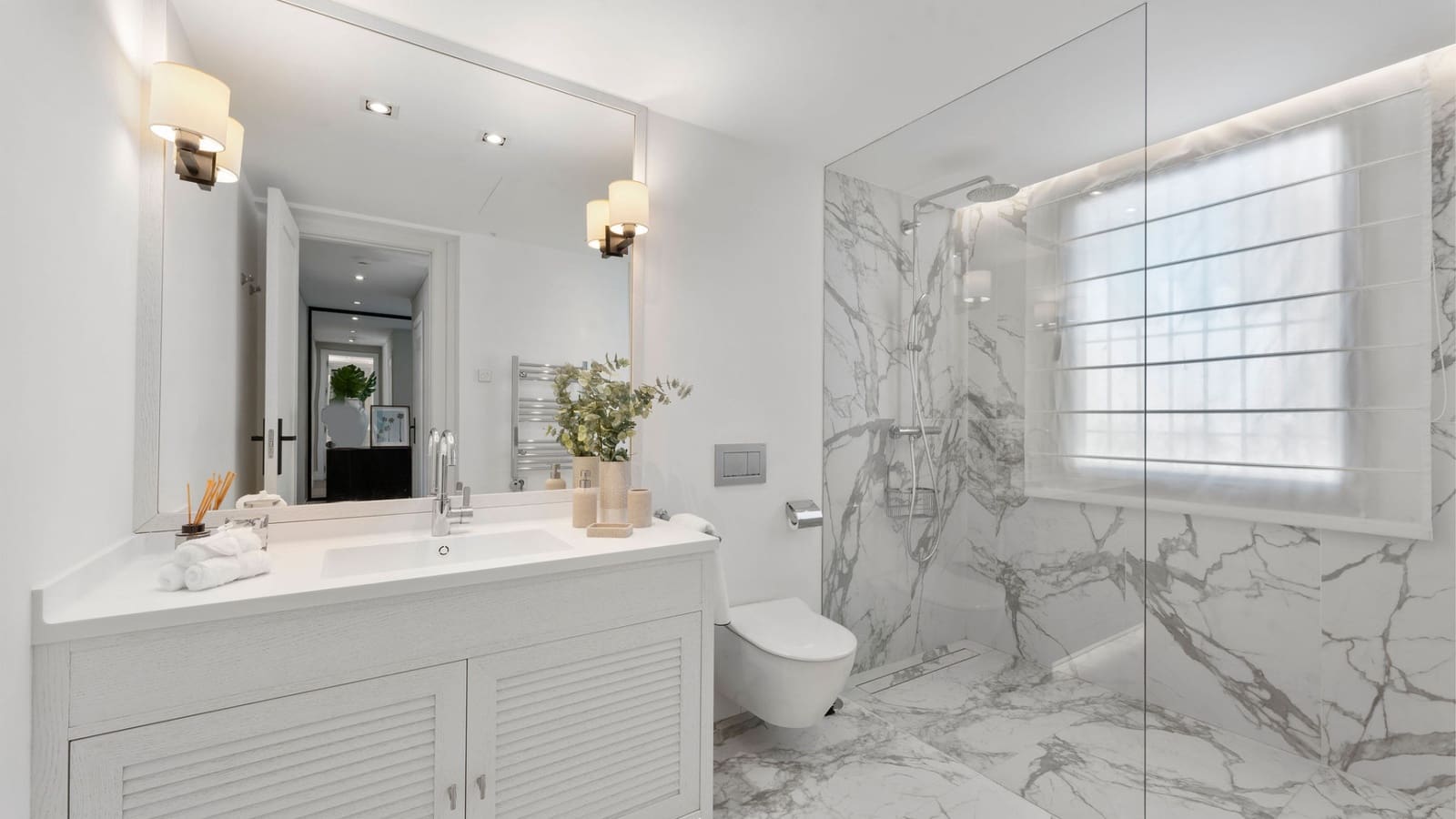 7 sypialnia Willa na sprzedaż w Marbella z basenem garażem - 3 990 000 € (Ref: 9245936)
