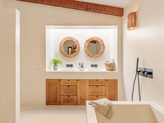 6 quarto Moradia para venda em Estepona com piscina garagem - 2 395 000 € (Ref: 9245937)