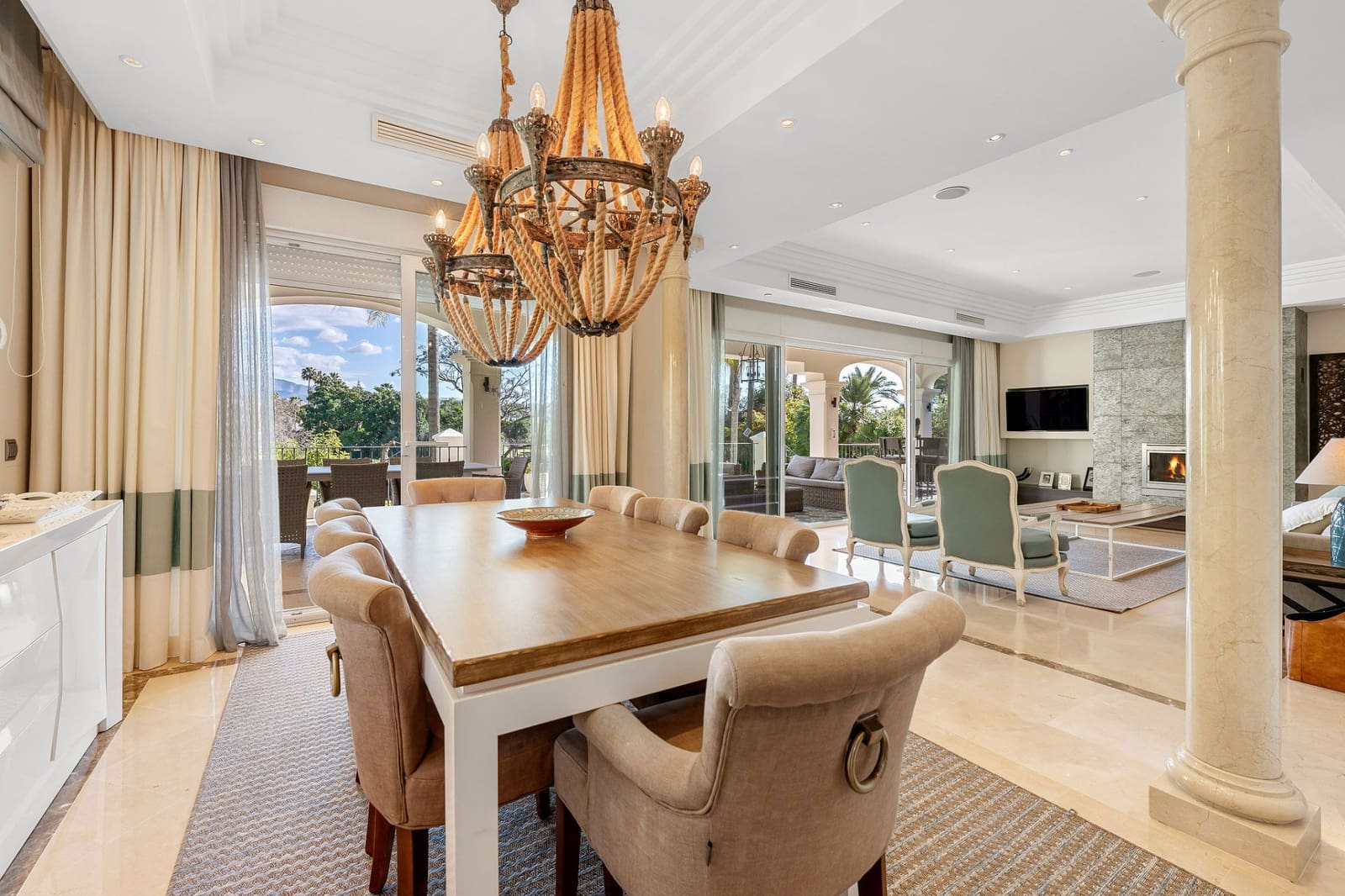 5 sovrum Villa till salu i Marbella med pool garage - 3 295 000 € (Ref: 9245938)