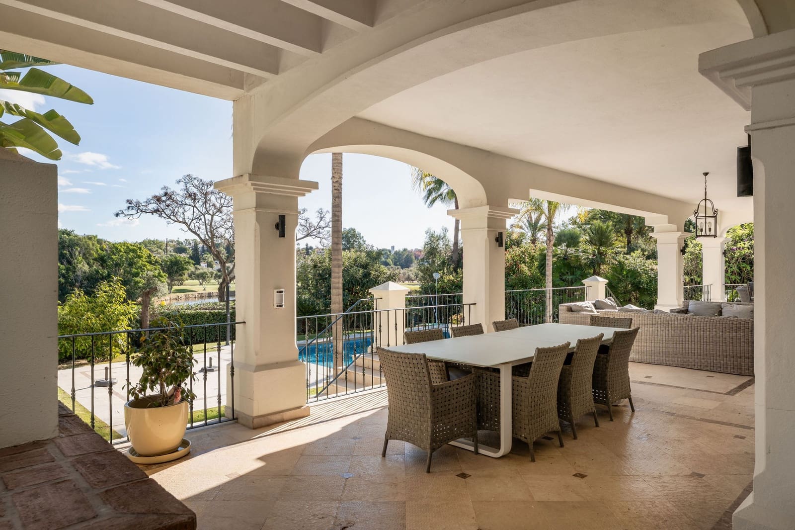 5 sovrum Villa till salu i Marbella med pool garage - 3 295 000 € (Ref: 9245938)