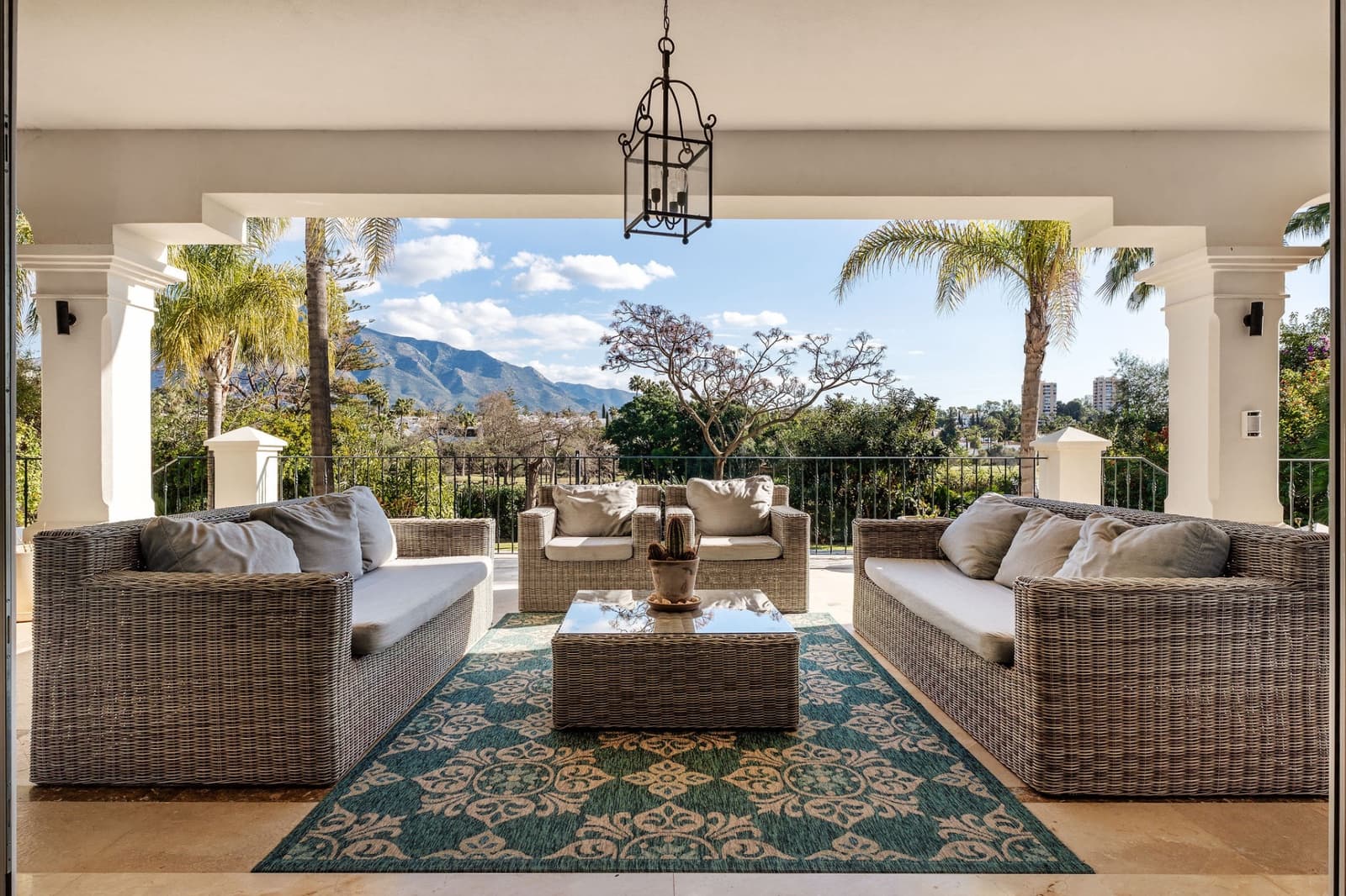 5 sovrum Villa till salu i Marbella med pool garage - 3 295 000 € (Ref: 9245938)