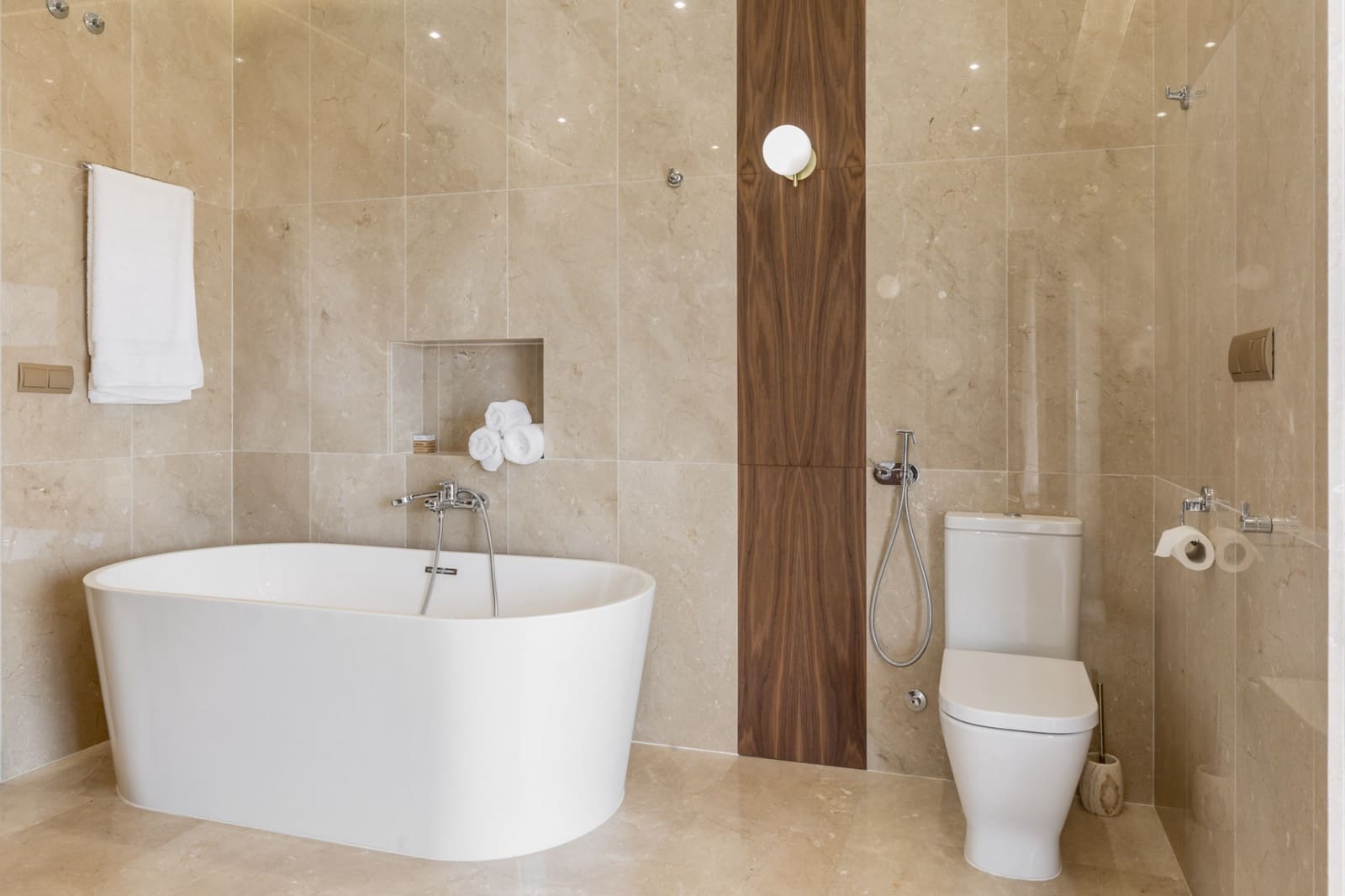 Chalet de 11 habitaciones en Benahavís en venta con piscina garaje - 4.500.000 € (Ref: 9245940)