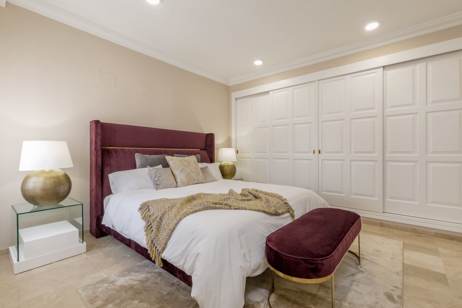 Chalet de 11 habitaciones en Benahavís en venta con piscina garaje - 4.500.000 € (Ref: 9245940)