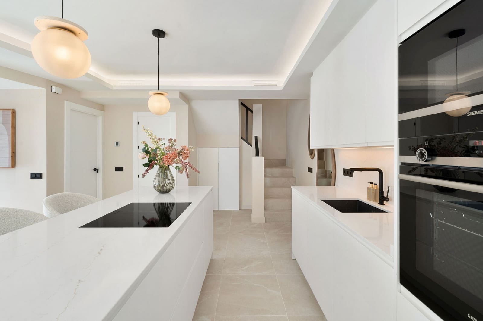 3 sypialnia Dom na sprzedaż w Marbella z basenem - 998 000 € (Ref: 9245941)