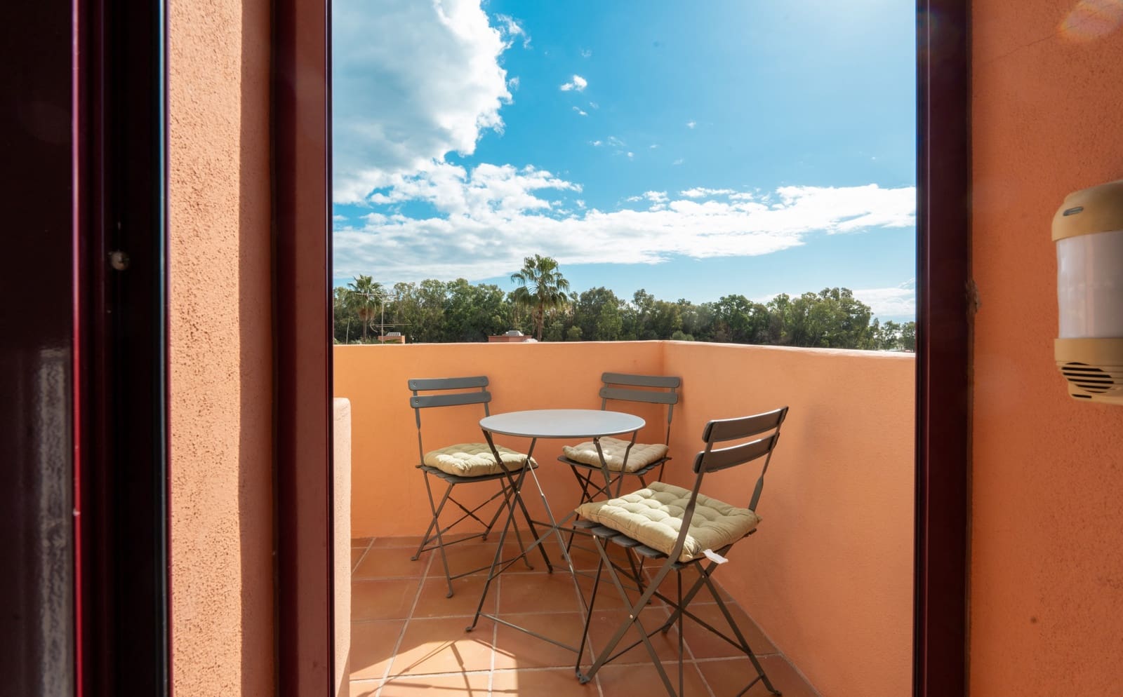 4 bedroom Townhouse for sale in Marbella with pool garage - € 1,100,000 (Ref: 9245943)