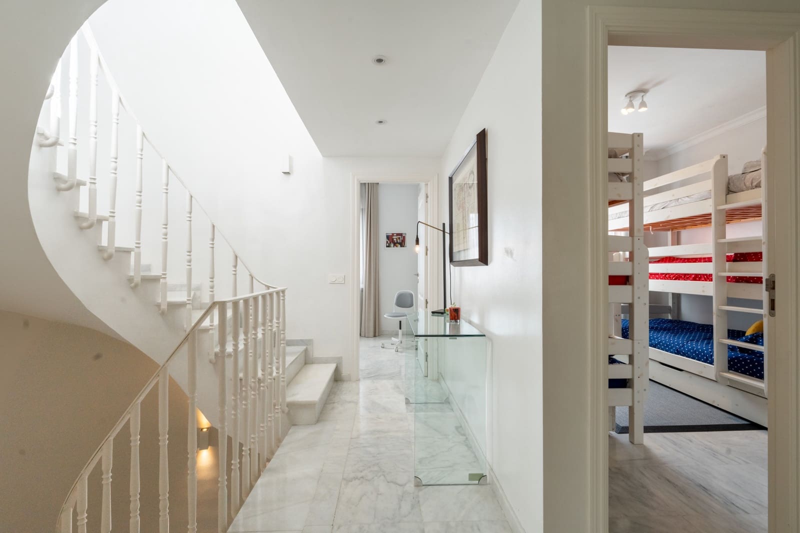 4 bedroom Townhouse for sale in Marbella with pool garage - € 1,100,000 (Ref: 9245943)