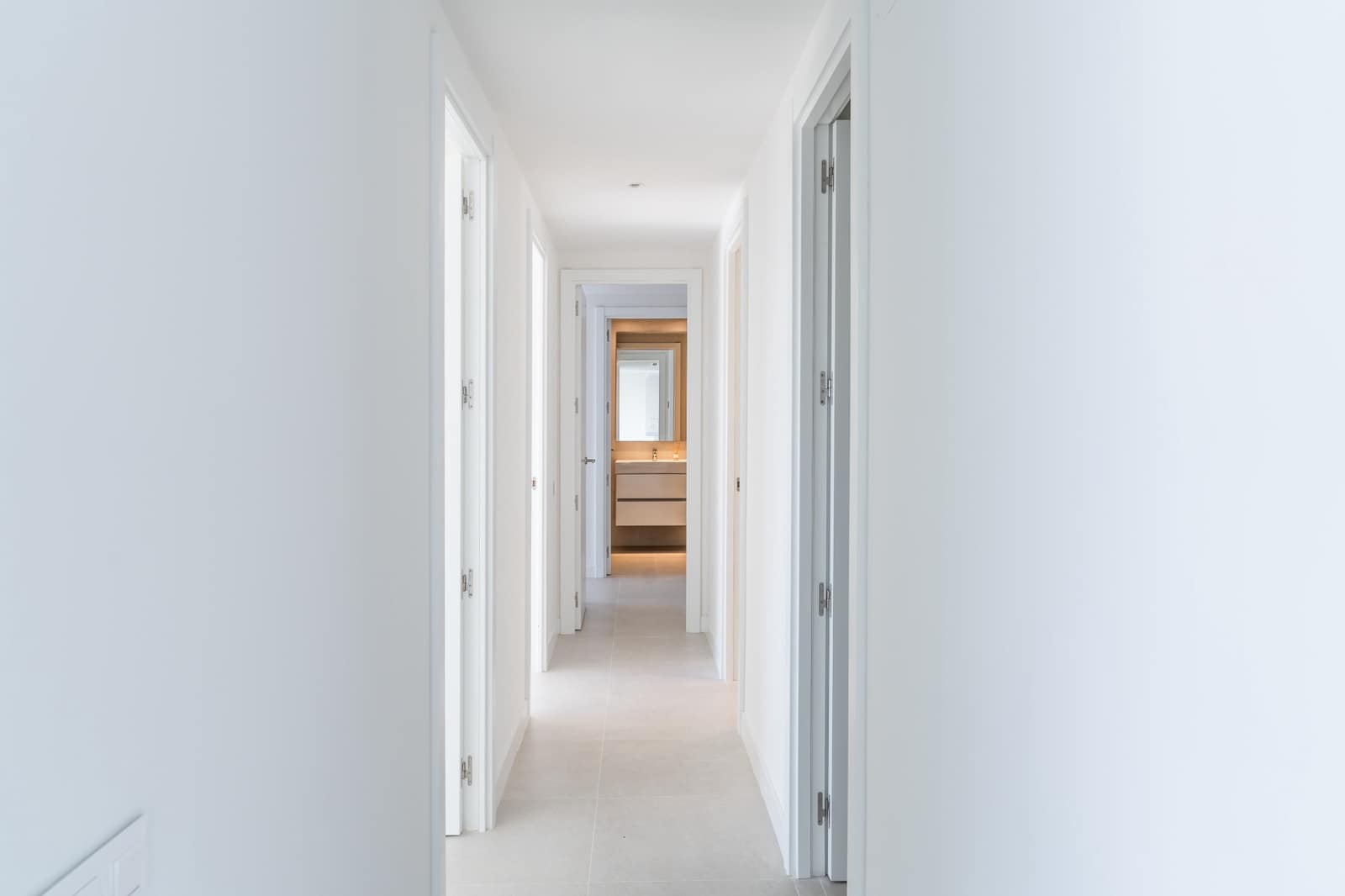 3 chambre Penthouse à vendre à Estepona avec piscine garage - 760 000 € (Ref: 9245944)