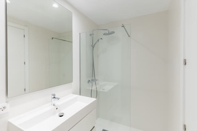 3 soveværelse Penthouse til salg i Estepona med swimmingpool garage - € 760.000 (Ref: 9245944)